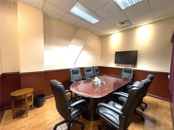 136-20 38th Ave #3rd Floor, Flushing, NY 11354