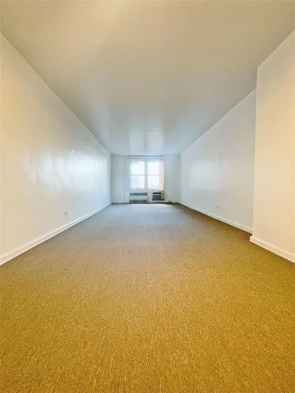 144-30 Sanford Avenue #5, Flushing, NY 11355