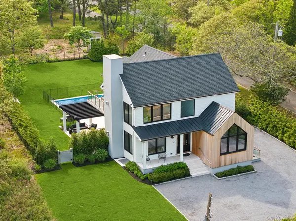 28 Canoe Place RD, Hampton Bays, NY 11946