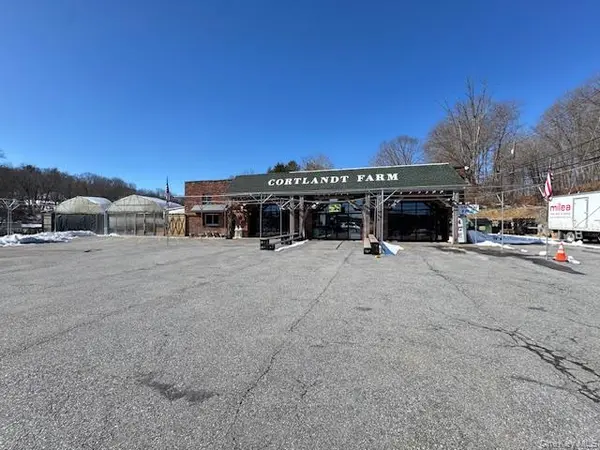2267 Crompond RD, Cortlandt Manor, NY 10567