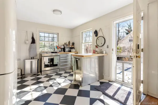 1500 Vanston RD, Cutchogue, NY 11935