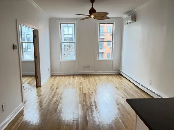 206 Montrose AVE #3A, Brooklyn, NY 11206