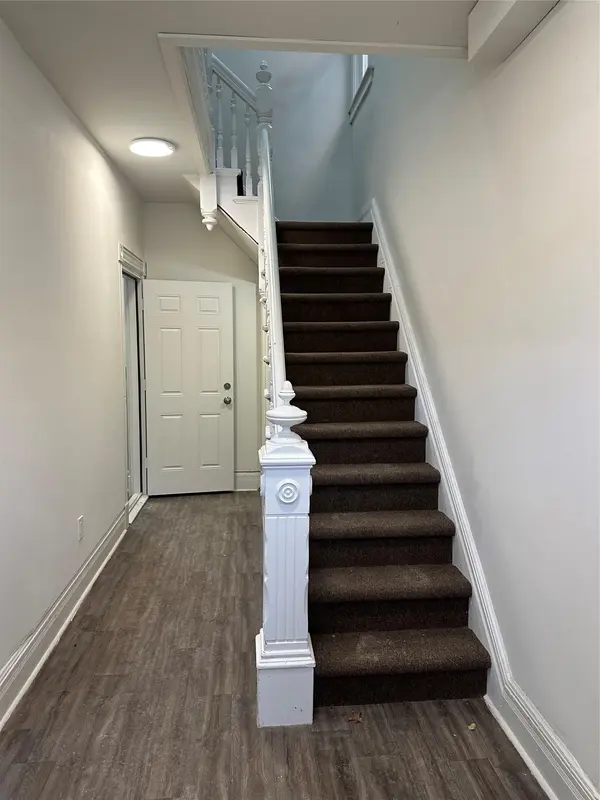 85 City TER, Newburgh, NY 12550