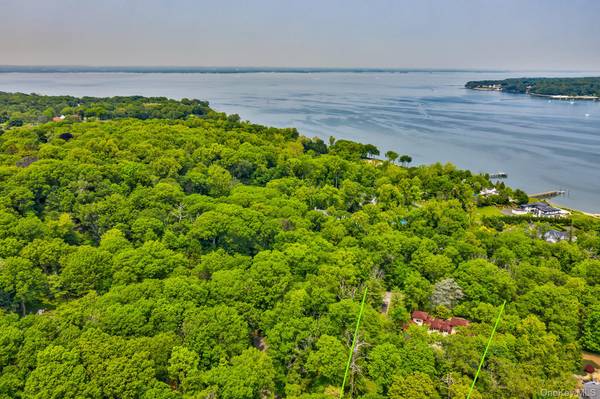 262 Harbor Acres RD, Port Washington, NY 11050