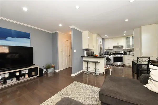 22-39 78 ST, Astoria, NY 11370