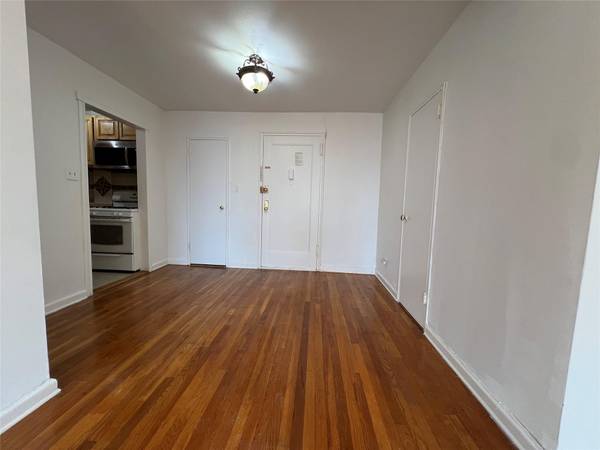 1475 Thieriot AVE #5J, Bronx, NY 10460