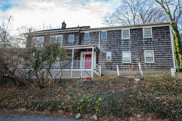 127A Barnum AVE, Port Jefferson, NY 11777