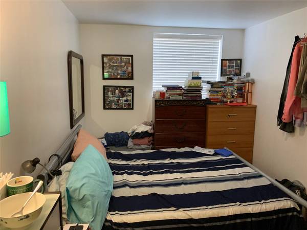 31-22 union ST #2D, Flushing, NY 11354