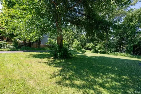 116 MONTGOMERY ST, Rhinebeck, NY 12572