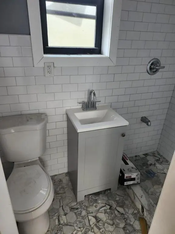 3425 Boller AVE, Bronx, NY 10475