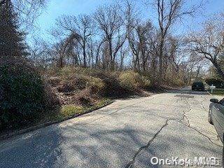 Seacrest Drive, Lloyd Harbor, NY