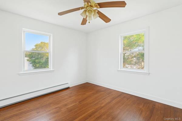 330 Irving ST, Central Islip, NY 11722