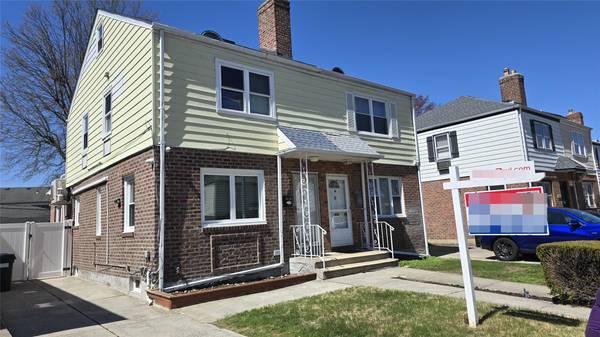 56-14 184 ST, Fresh Meadows, NY 11365
