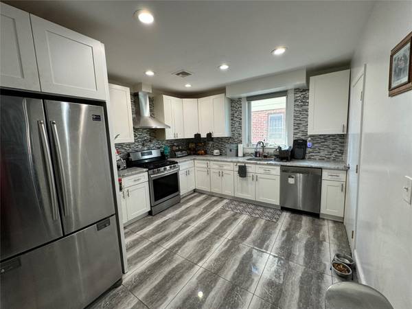 11583 220th ST, Cambria Heights, NY 11411