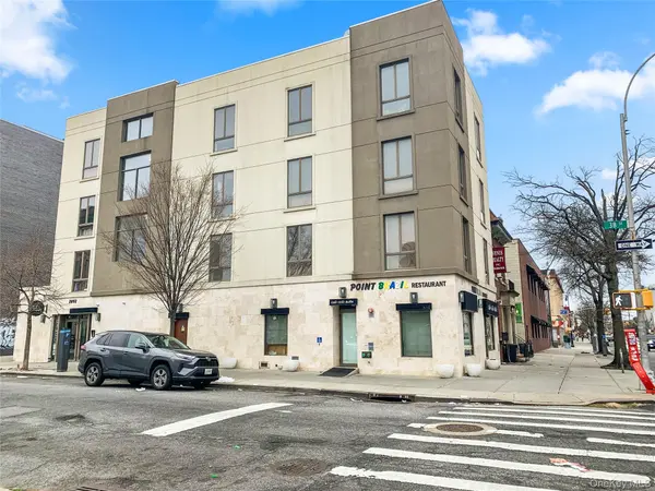 3801 31st AVE, Astoria, NY 11103