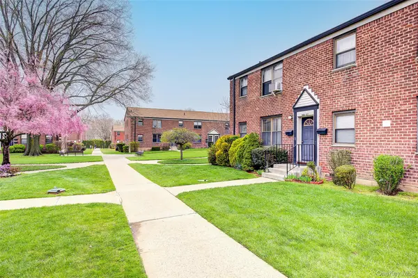 196-57 69th AVE #1, Fresh Meadows, NY 11365