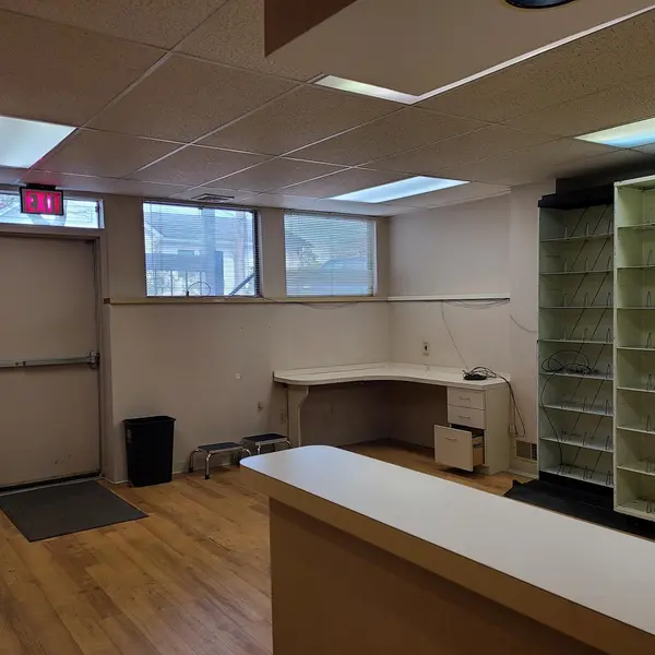 152 E Main ST #C, Huntington, NY 11743
