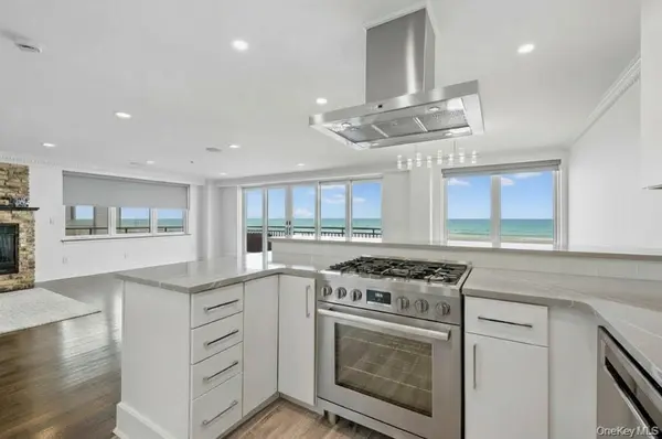 26 W Broadway #505, Long Beach, NY 11561