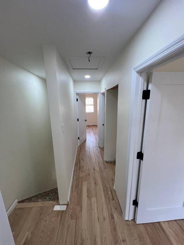 121 Legion ST, Brooklyn, NY 11212