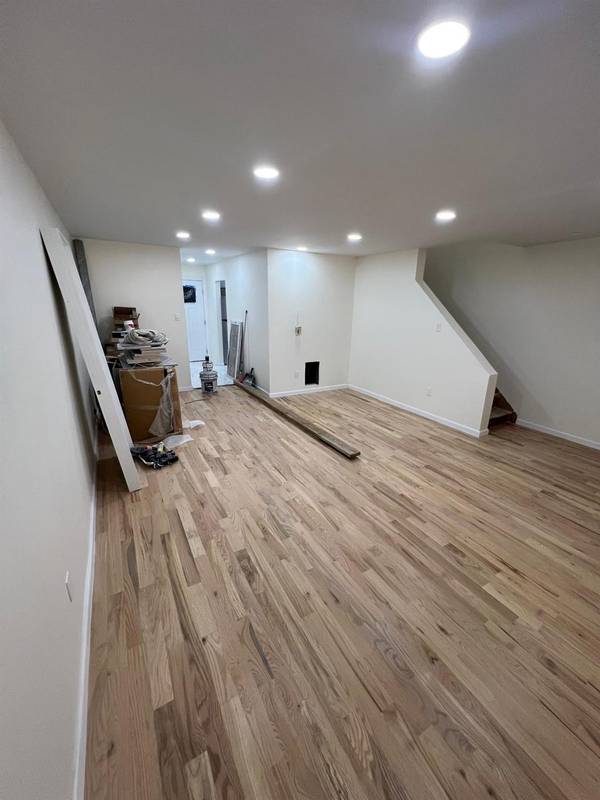 121 Legion ST, Brooklyn, NY 11212