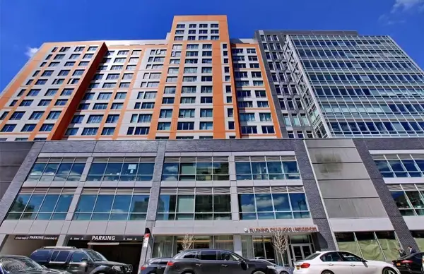 13835 39th AVE #17M, Flushing, NY 11354
