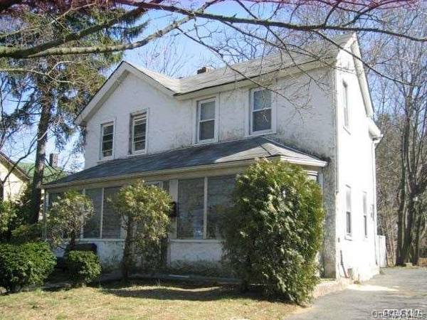 58-64 Steamboat RD, Great Neck, NY 11024
