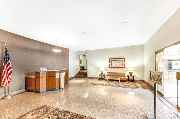 5601 Riverdale AVE #5F, Bronx, NY 10471