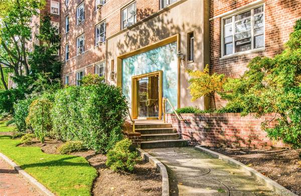 5601 Riverdale AVE #5F, Bronx, NY 10471