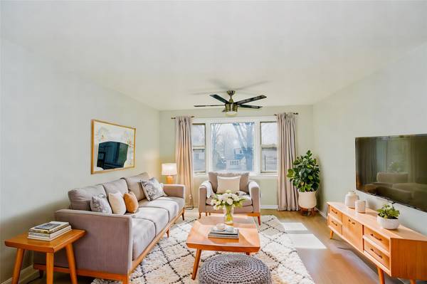 33 E Grand #B3C, Mount Vernon, NY 10552