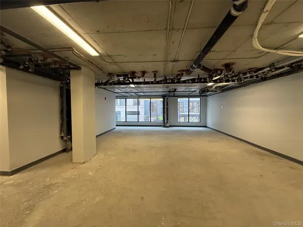 43-20 52nd ST #CF, Woodside, NY 11377