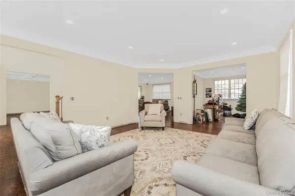 146 Duke DR, Carmel, NY 10512