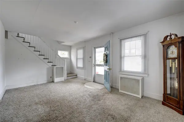 106 Sycamore ST, West Hempstead, NY 11552