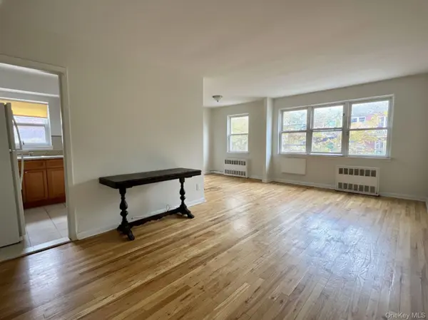 42-23 68 ST, Woodside, NY 11377