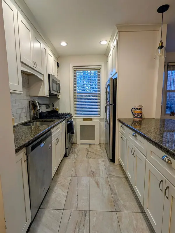 200 N Village AVE #Apt B1, Rockville Centre, NY 11570