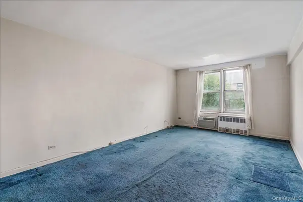 84-20 51st AVE #5C, Elmhurst, NY 11373
