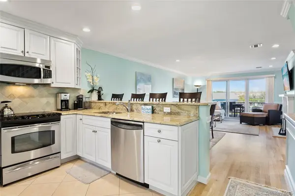 3012 Mitchell RD #3012, Westhampton Beach, NY 11978