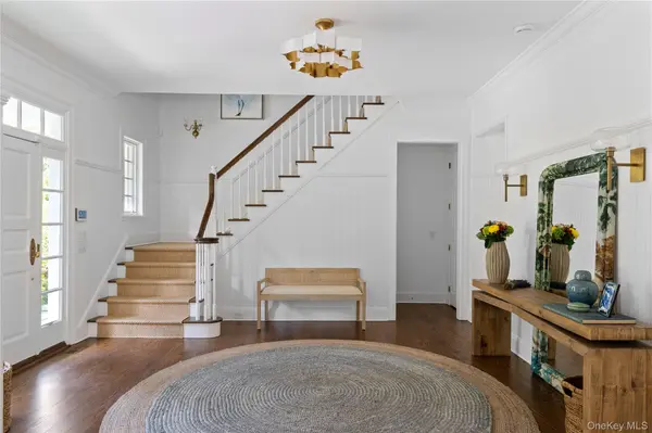 327 Georgica RD, East Hampton, NY 11937