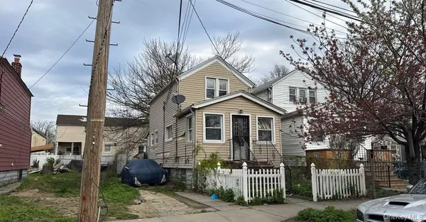 165-21 144th DR, Jamaica, NY 11434