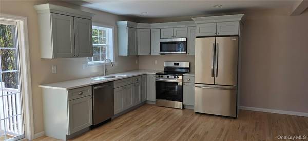 487 NEIGHBORHOOD ROAD, Shirley, NY 11967
