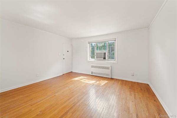 224-17 Manor RD ##1, Queens Village, NY 11427