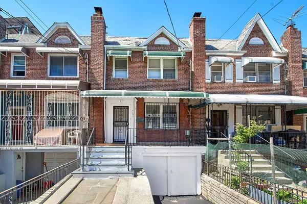 4635 Matilda AVE, Bronx, NY 10470