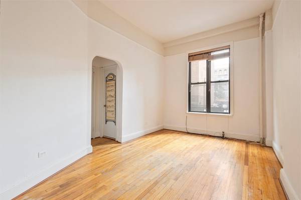135-137 W 115th ST #1E, New York (manhattan), NY 10026