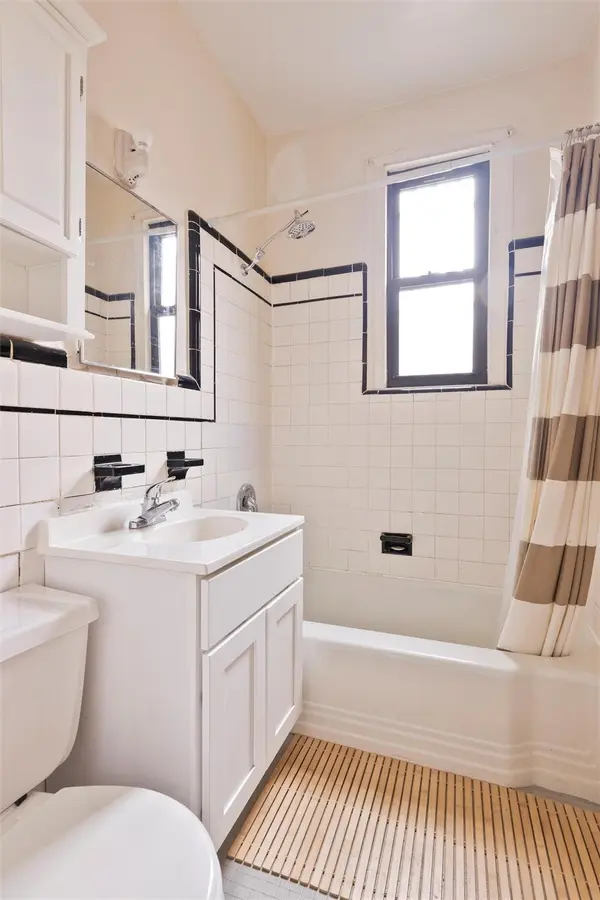 135-137 W 115th ST #1E, New York (manhattan), NY 10026