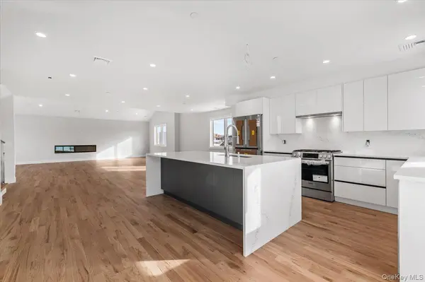 56 Oregon ST, Long Beach, NY 11561