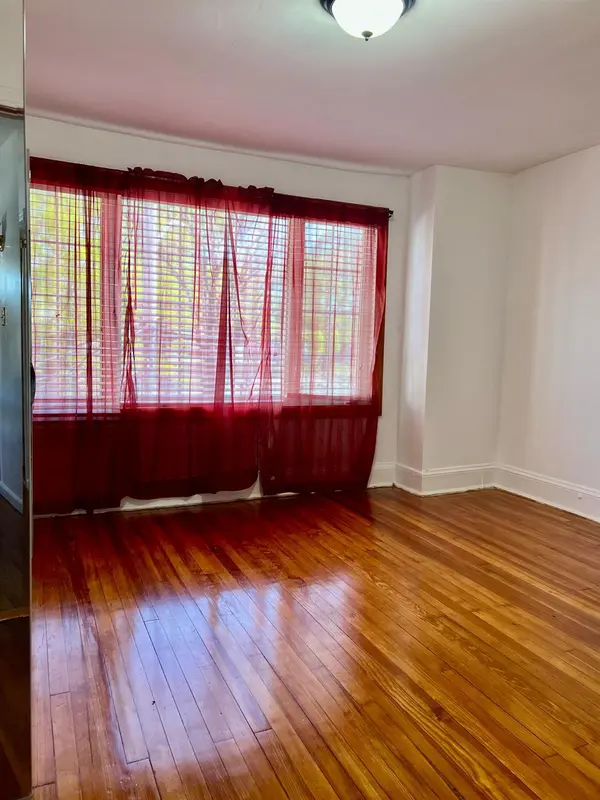 15207 125th AVE, Jamaica, NY 11434