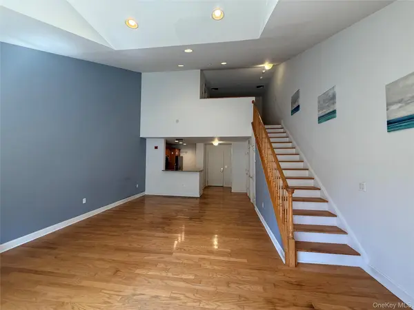 1405 Round Pointe DR, Haverstraw, NY 10927