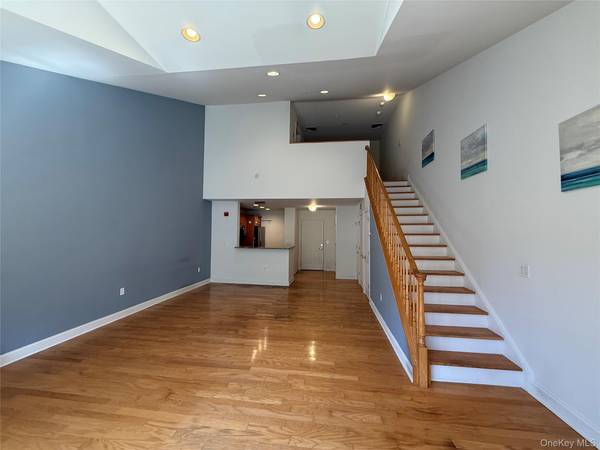 1405 Round Pointe DR, Haverstraw, NY 10927
