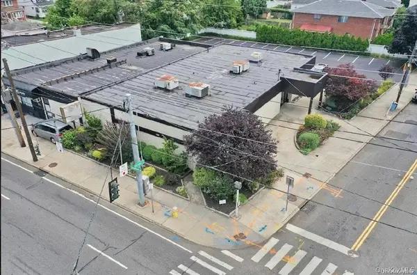 1529 Hempstead, Elmont, NY 11003