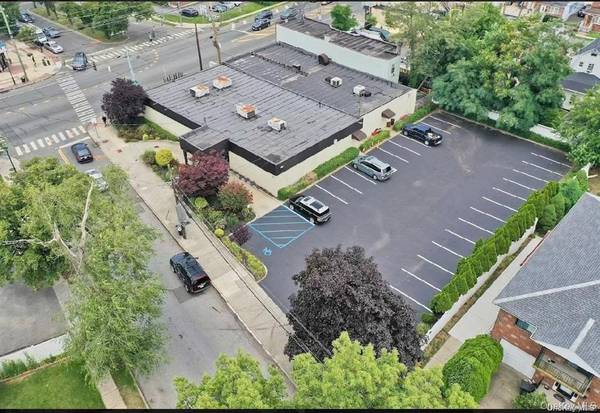 1529 Hempstead, Elmont, NY 11003
