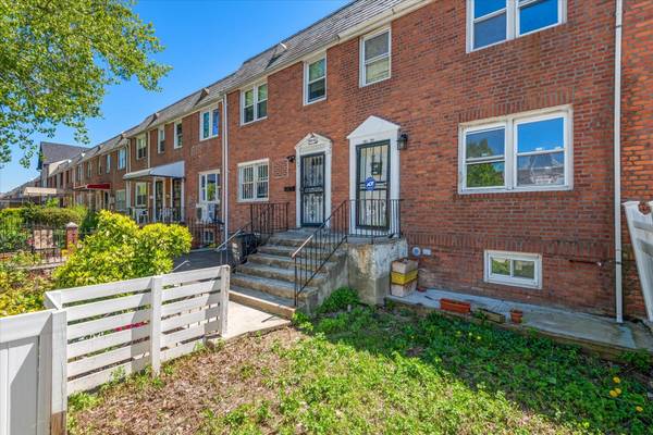 150-20 77th AVE, Kew Garden Hills, NY 11367